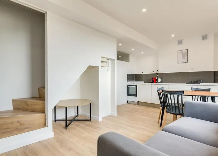 Charmant Duplex Central